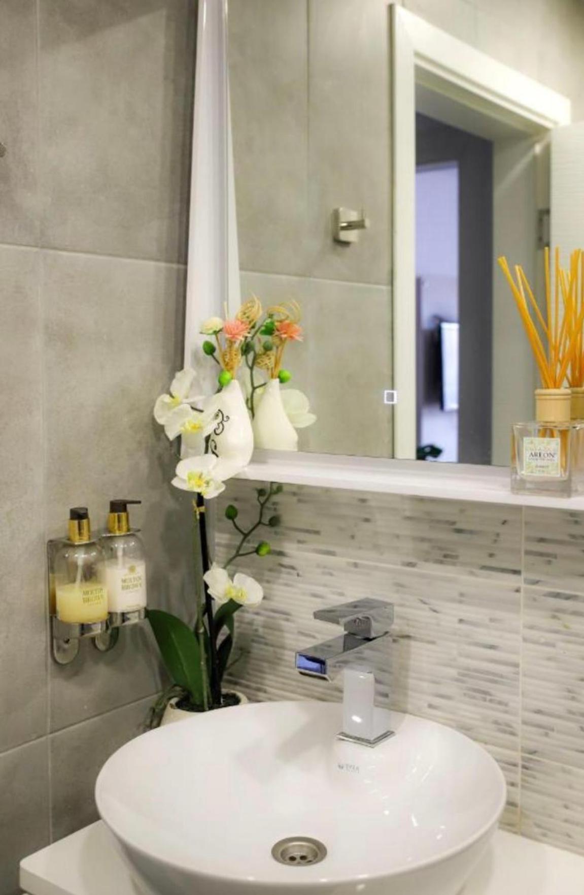 Luxury Apartment Rich 3 벨린그래드 외부 사진